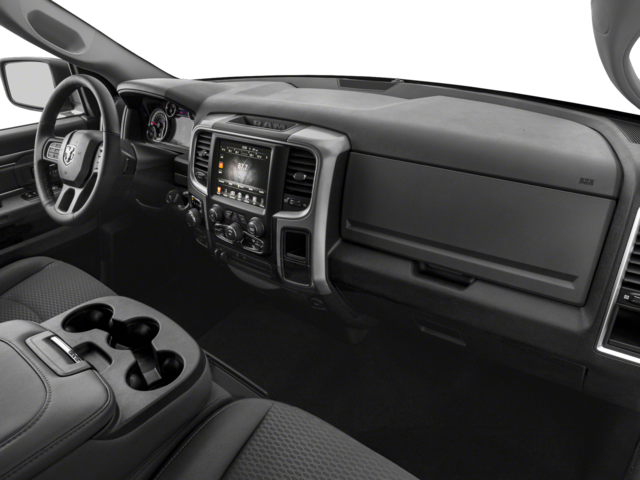 2016 RAM 1500 SLT