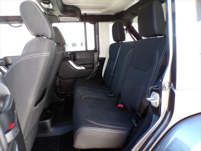 2017 Jeep Wrangler Unlimited Sahara 4x4