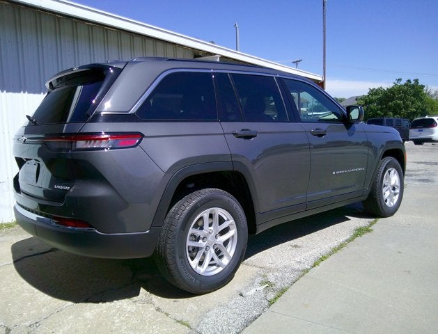 2026 Jeep Grand Cherokee GRAND CHEROKEE LAREDO X 4X4