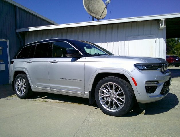 2023 Jeep Grand Cherokee Summit 4x4