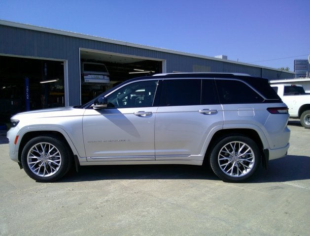2023 Jeep Grand Cherokee Summit 4x4