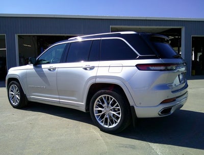 2023 Jeep Grand Cherokee Summit 4x4