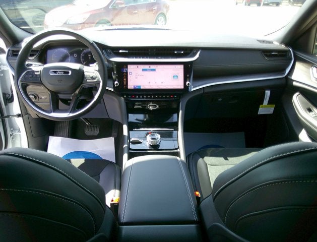 2026 Jeep Grand Cherokee L GRAND CHEROKEE L LAREDO ALTITUDE 4X4