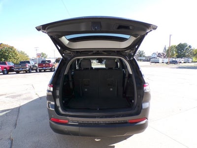 2023 Jeep Grand Cherokee L Limited 4x4