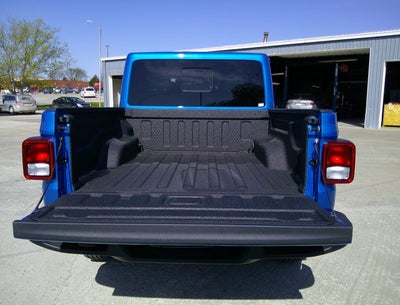 2026 Jeep Gladiator GLADIATOR SAHARA 4X4