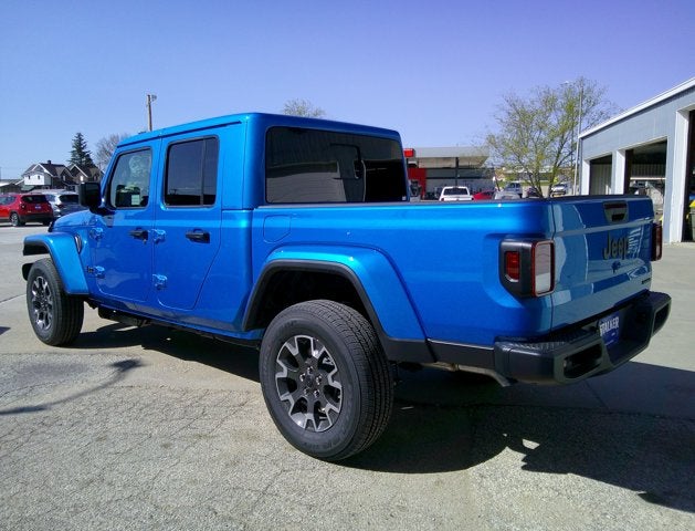 2026 Jeep Gladiator GLADIATOR SAHARA 4X4