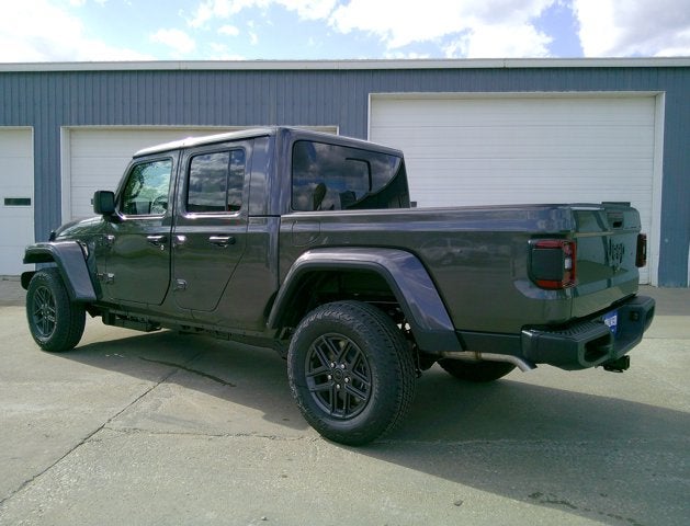 2026 Jeep Gladiator GLADIATOR SPORT S 4X4