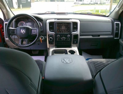 2016 RAM 1500 SLT