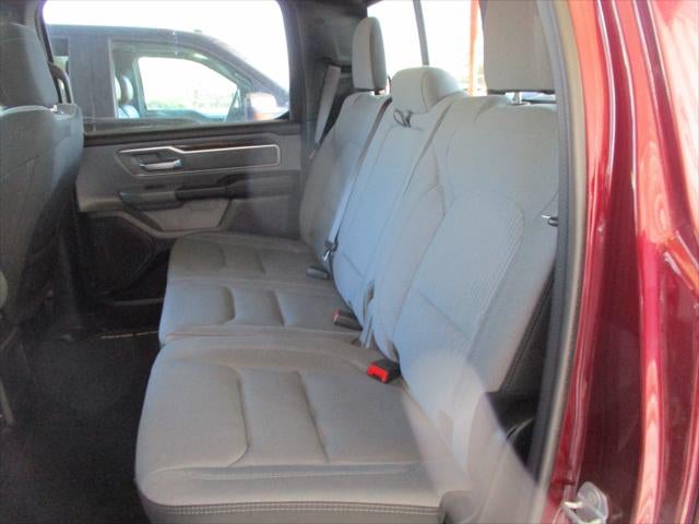 2021 RAM 1500 Big Horn Crew Cab 4x4 5'7' Box