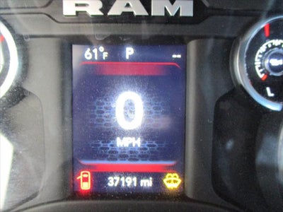 2021 RAM 1500 Big Horn Crew Cab 4x4 5'7' Box