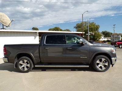 2022 RAM 1500 Laramie Crew Cab 4x4 5'7' Box