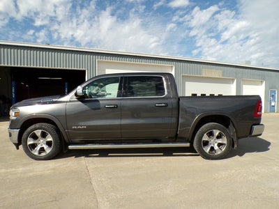 2022 RAM 1500 Laramie Crew Cab 4x4 5'7' Box