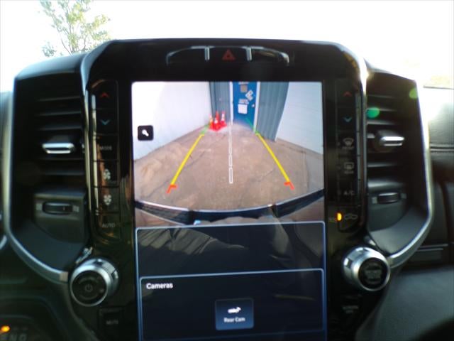 2023 RAM 1500 Laramie Crew Cab 4x4 5'7' Box