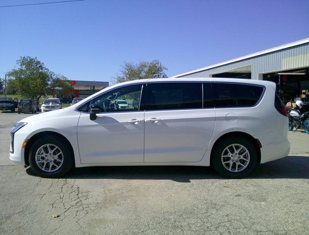 2027 Chrysler Pacifica PACIFICA SELECT
