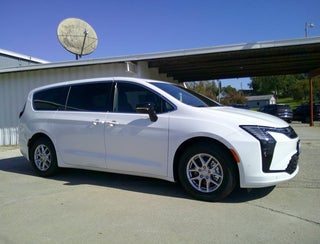 2027 Chrysler Pacifica PACIFICA SELECT