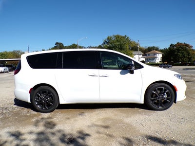 2026 Chrysler Pacifica PACIFICA SELECT