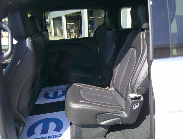 2027 Chrysler Pacifica PACIFICA LX