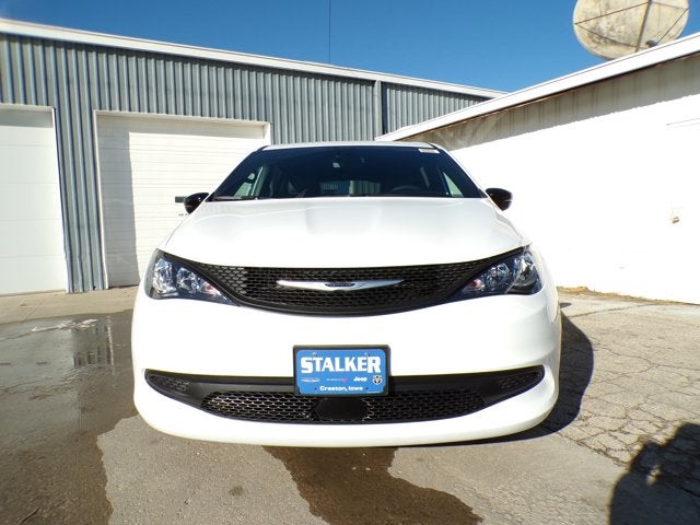 2026 Chrysler Voyager VOYAGER LX