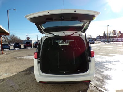 2026 Chrysler Voyager VOYAGER LX