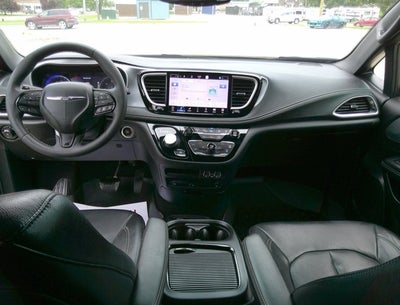 2022 Chrysler Pacifica Touring L AWD