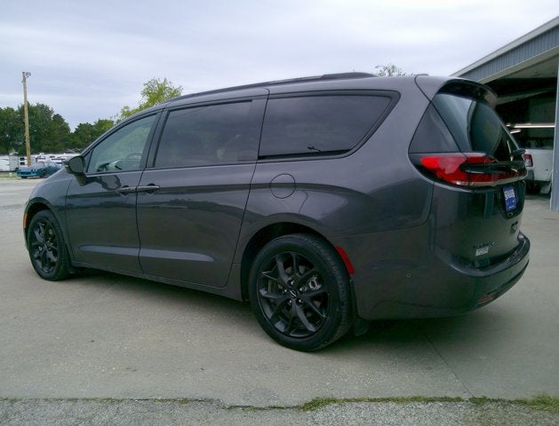 2022 Chrysler Pacifica Touring L AWD