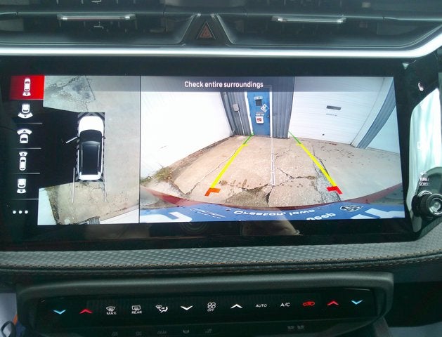 2027 Jeep Cherokee CHEROKEE OVERLAND 4X4