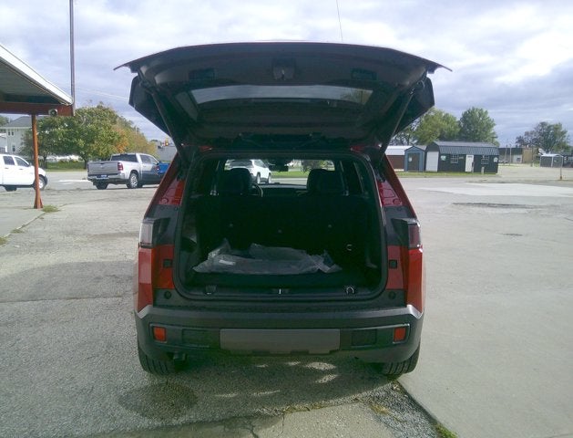 2027 Jeep Cherokee CHEROKEE OVERLAND 4X4