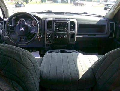 2017 RAM 1500 Tradesman Crew Cab 4x4 5'7' Box