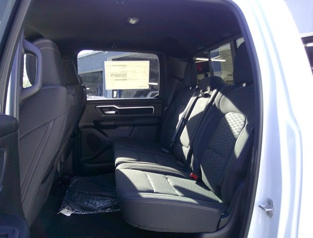 2027 RAM 1500 RAM 1500 BIG HORN CREW CAB 4X4 5'7' BOX
